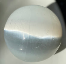 Load image into Gallery viewer, Selenite