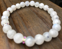 Load image into Gallery viewer, Natural Blue Flash Moonstone Gemstone Bracelet