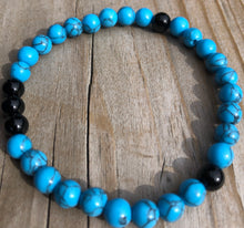 Load image into Gallery viewer, Mini Onyx & Blue Howlite Gemstone Bracelet