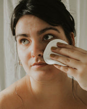 Load image into Gallery viewer, 12x Makeup Remover Pads With Bag