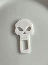 Load image into Gallery viewer, Seatbelt Silencer