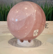 Load image into Gallery viewer, Crown Sphere Holder