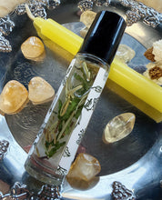 Load image into Gallery viewer, Crown of Success Crystal Infused Ritual Oil