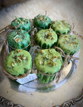 Load image into Gallery viewer, Money Ritual Herbal Votive Candle