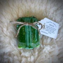 Load image into Gallery viewer, Money Ritual Herbal Votive Candle