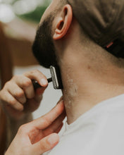Load image into Gallery viewer, Shave Bar
